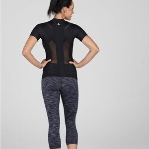 Alignmed Women’s Med Short Sleeve Posture Shirt 2.0 Black Zip Front NWOT